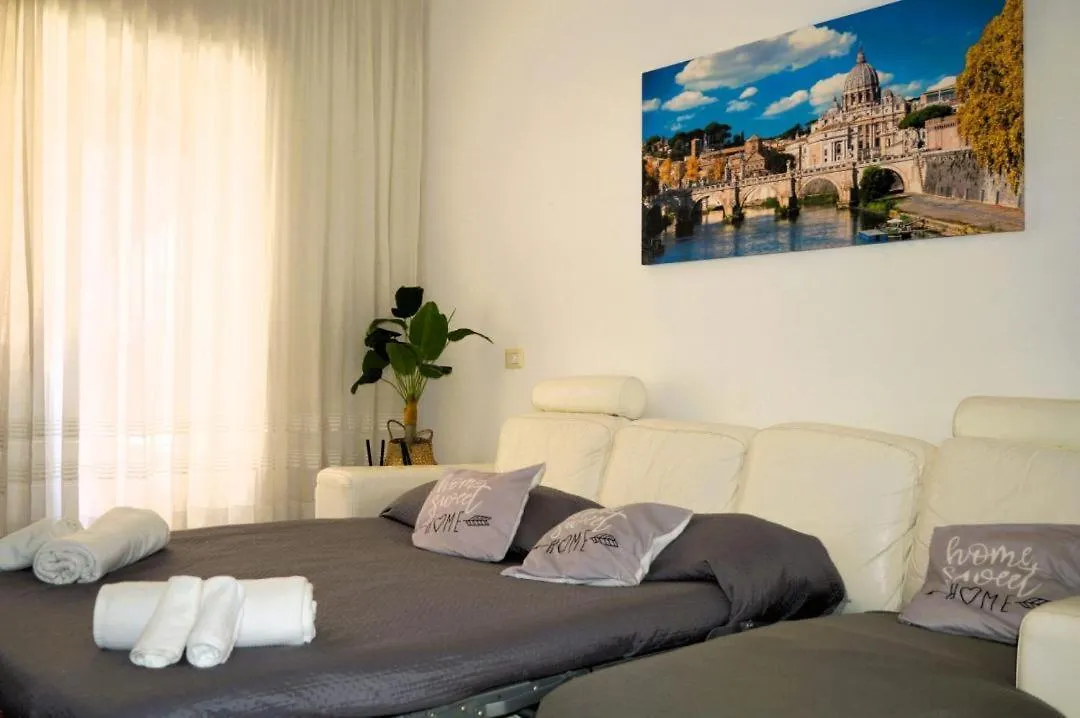 Fem House Apartment Rome Italy